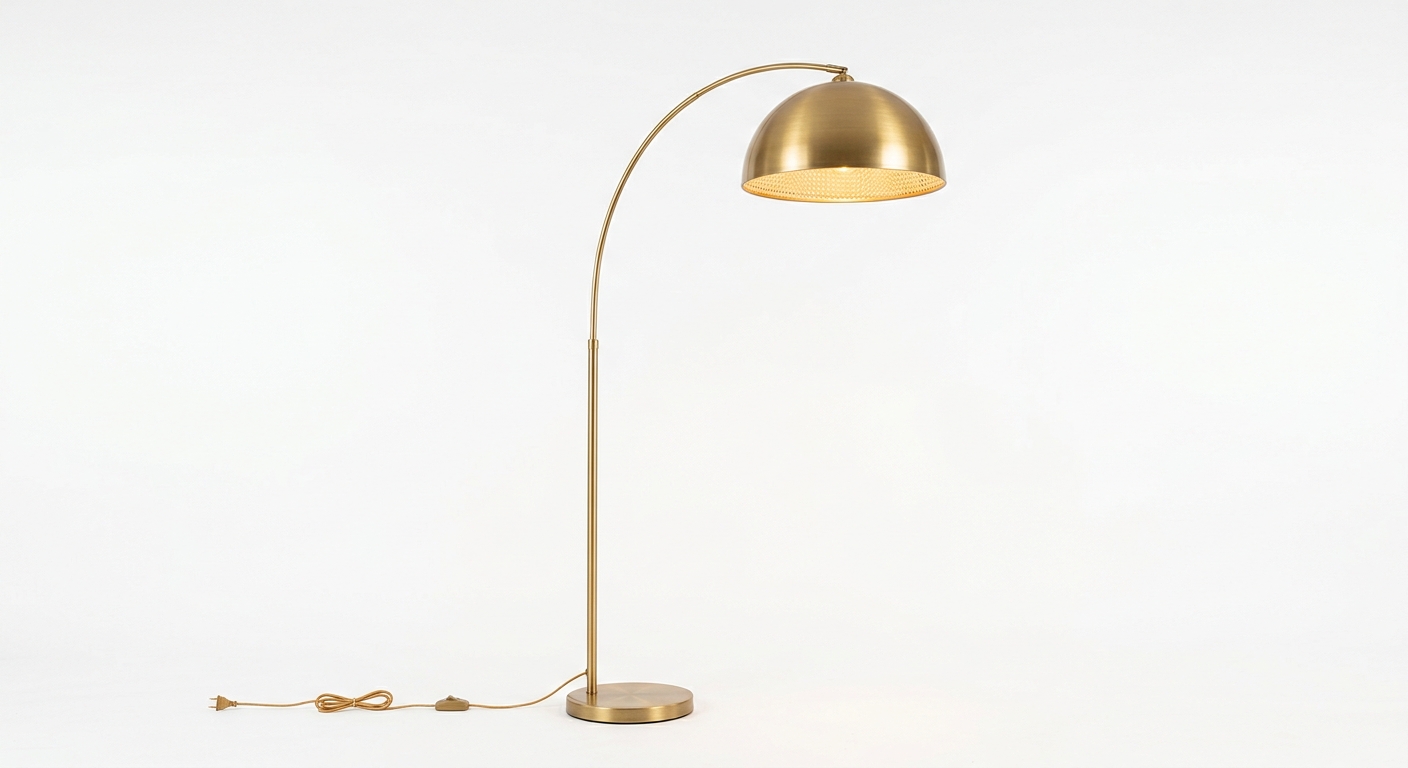 Warme gouden vloerlamp
